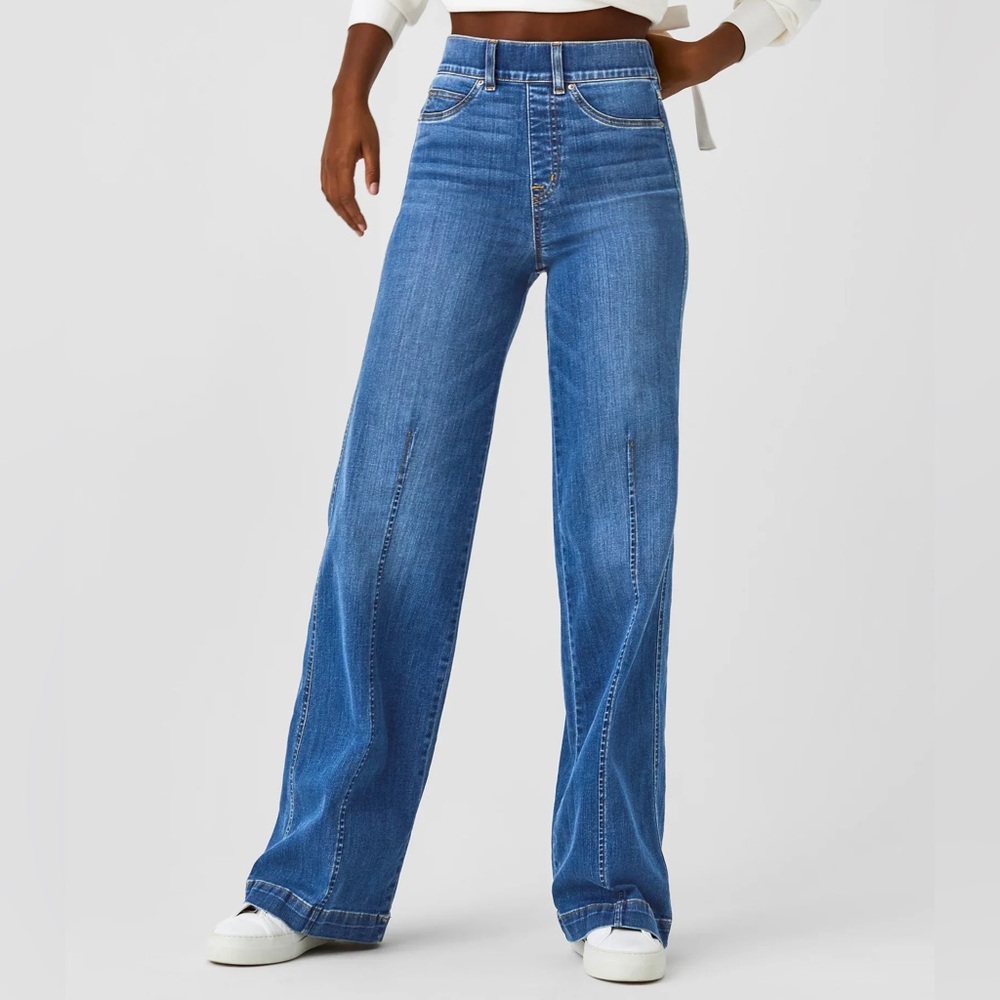 SPANX Seamed Front, Wide Leg Jeans in Vintage Indigo, EUC